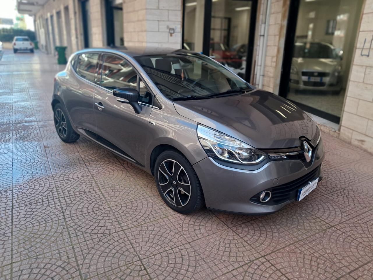 RENAULT CLIO 1.5 Dci 75CV-NEOPATENTATI-Euro7490