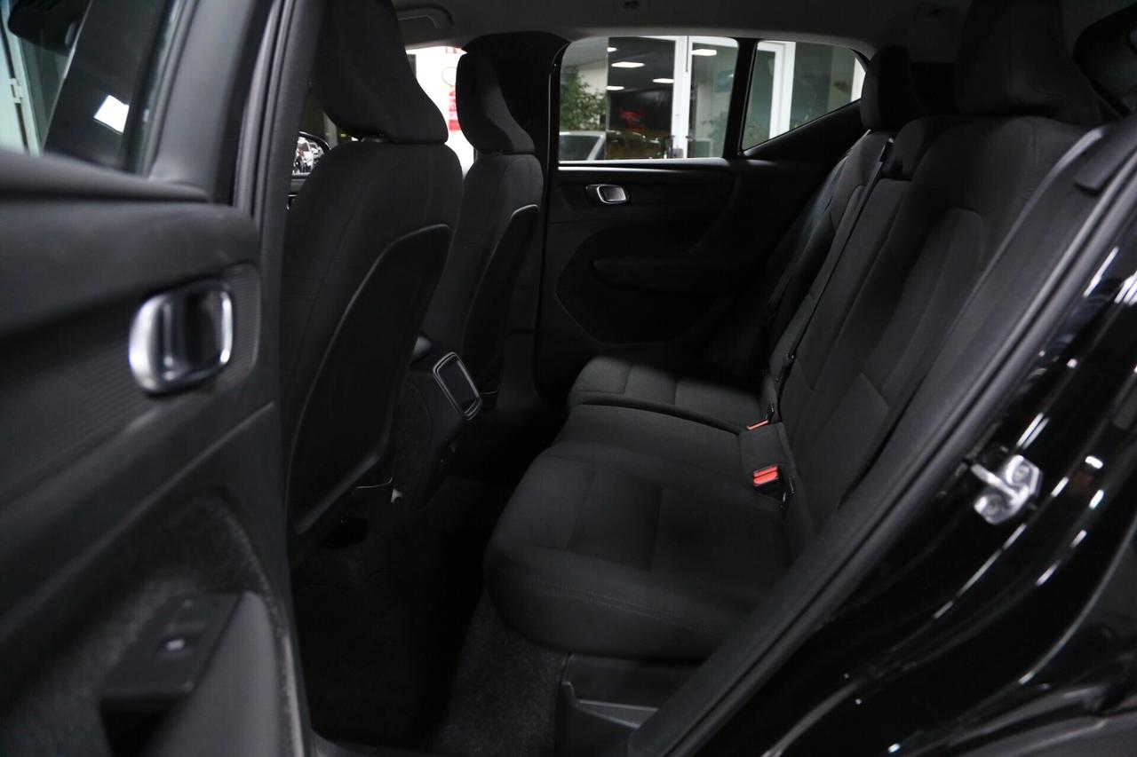 Volvo XC40 N1 D3 Momentum Geartronic
