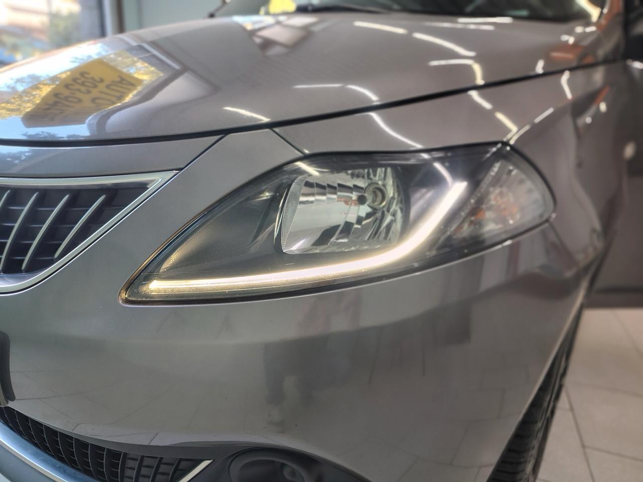 Lancia Ypsilon Hybrid AL PREZZO DEL BENZINA!!!