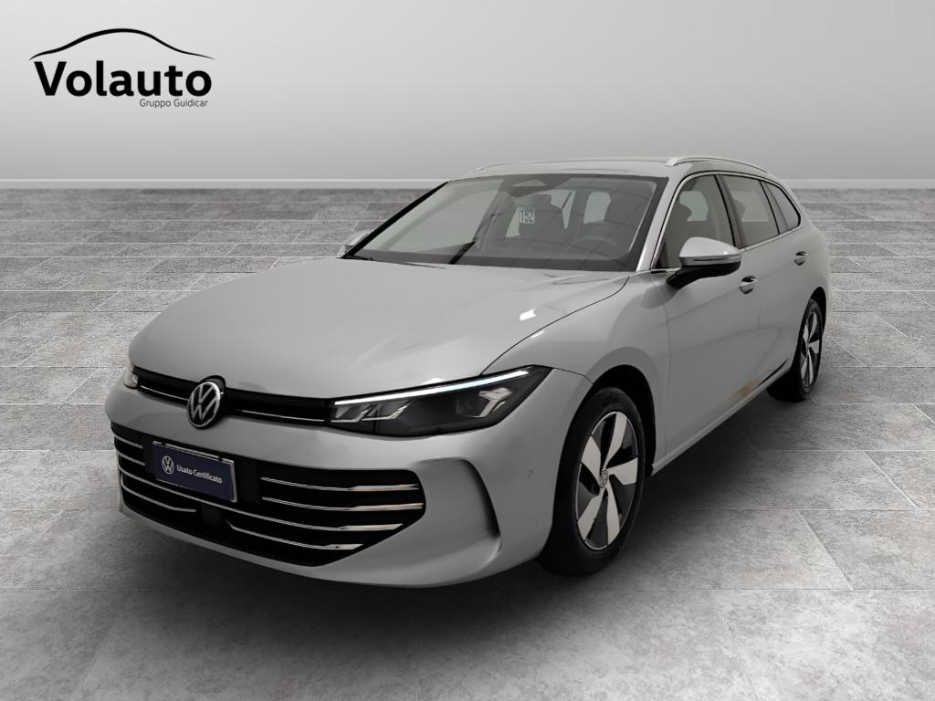 VOLKSWAGEN Passat IX 2024 - Passat 2.0 tdi scr Business 150cv dsg