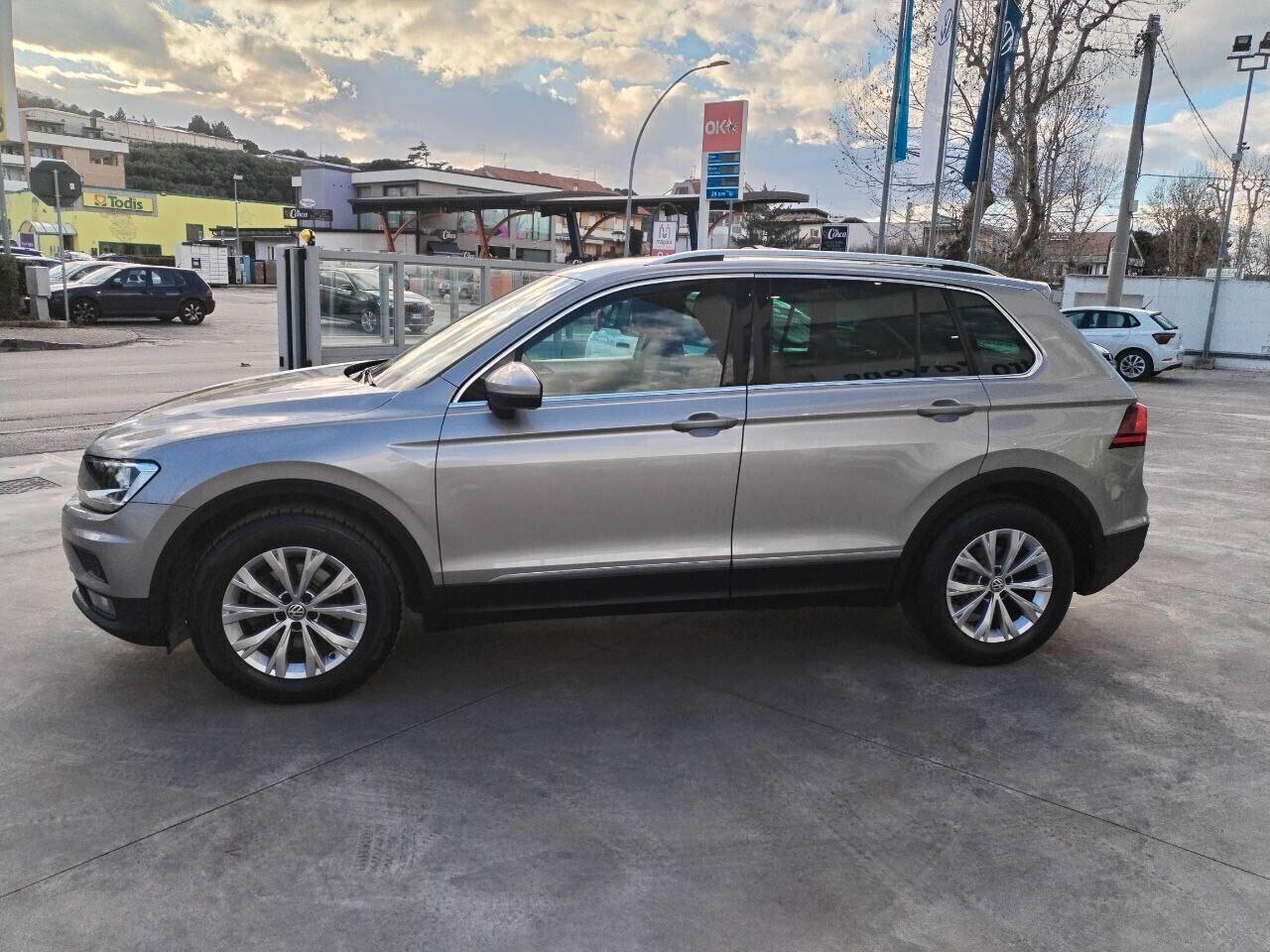 Volkswagen Tiguan 2.0 TDI SCR DSG Business BlueMotion Technology