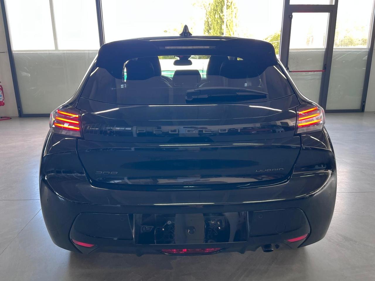 Peugeot 208 Hybrid 100 e-DCS6 Allure