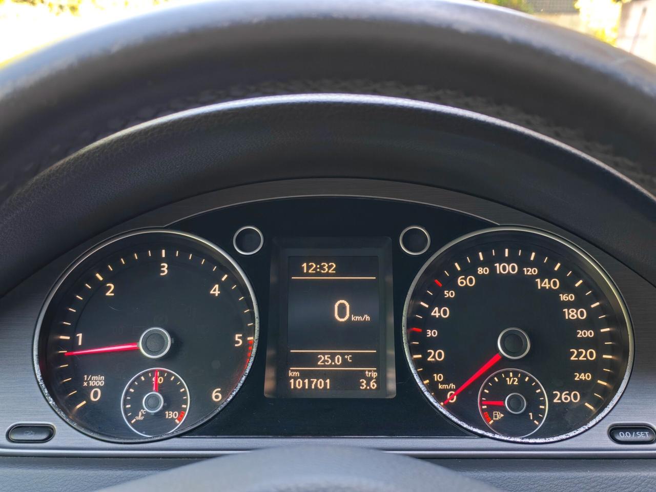 Volkswagen Passat Variant 1.6 DIESEL 105cv / Unipro