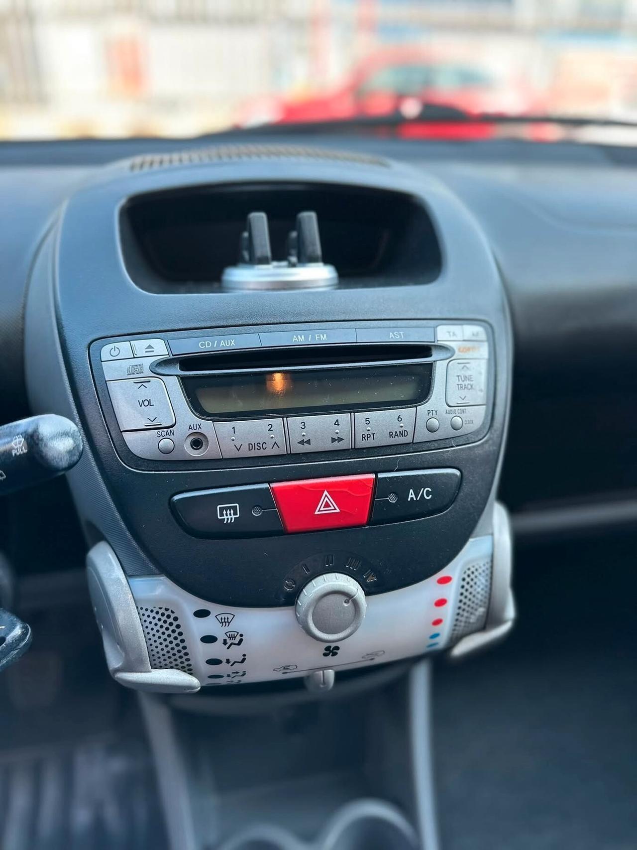 Citroen C1 1.0 5 porte neopatentati