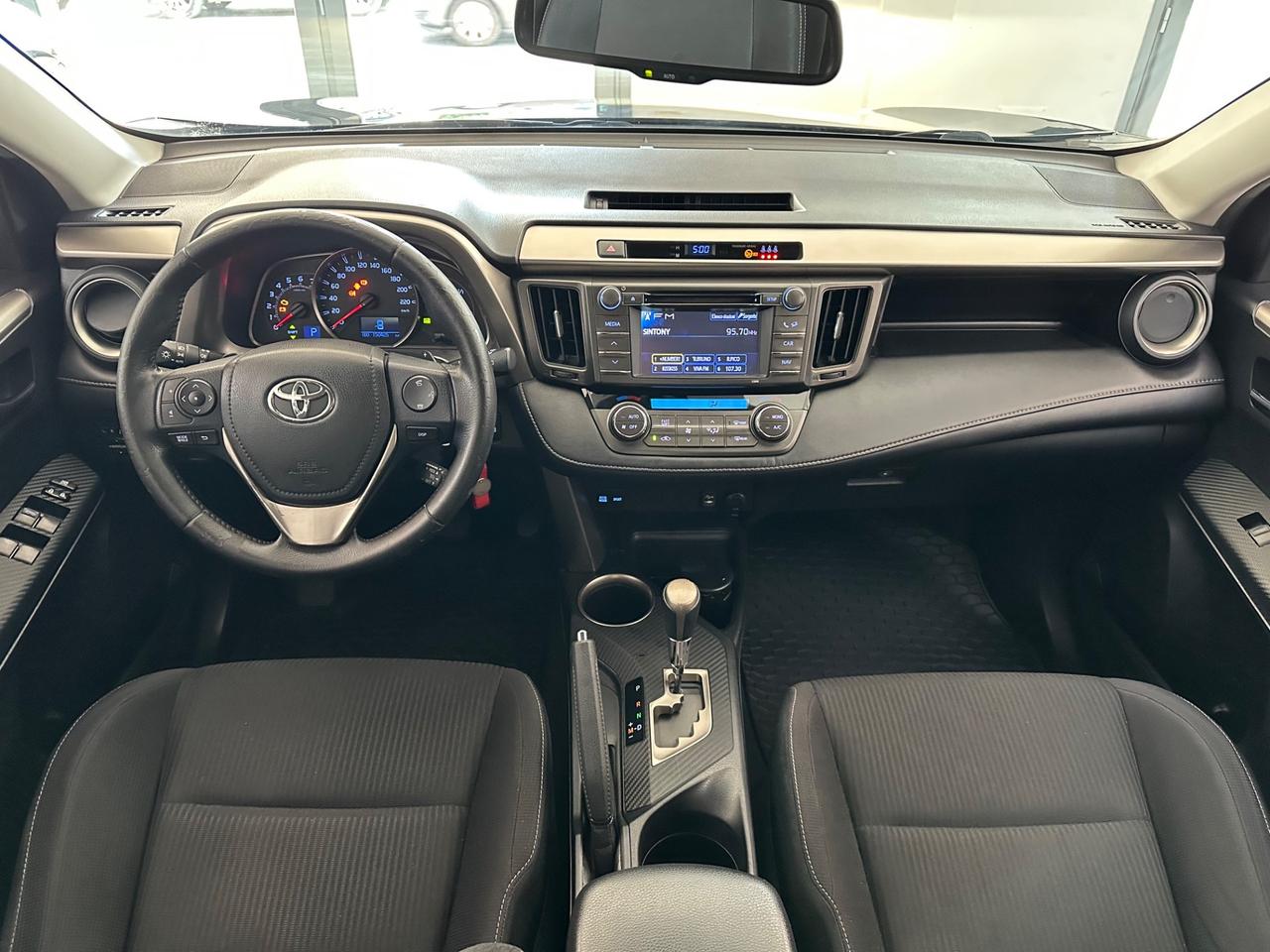Toyota RAV 4 RAV4 2.2 D-4D 4WD Lounge