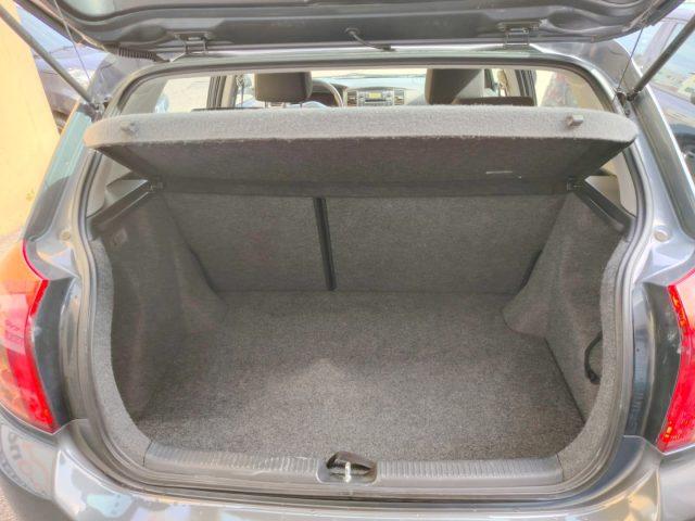 TOYOTA Corolla 1.4 D-4D 5 porte Sol AUTOMATICA