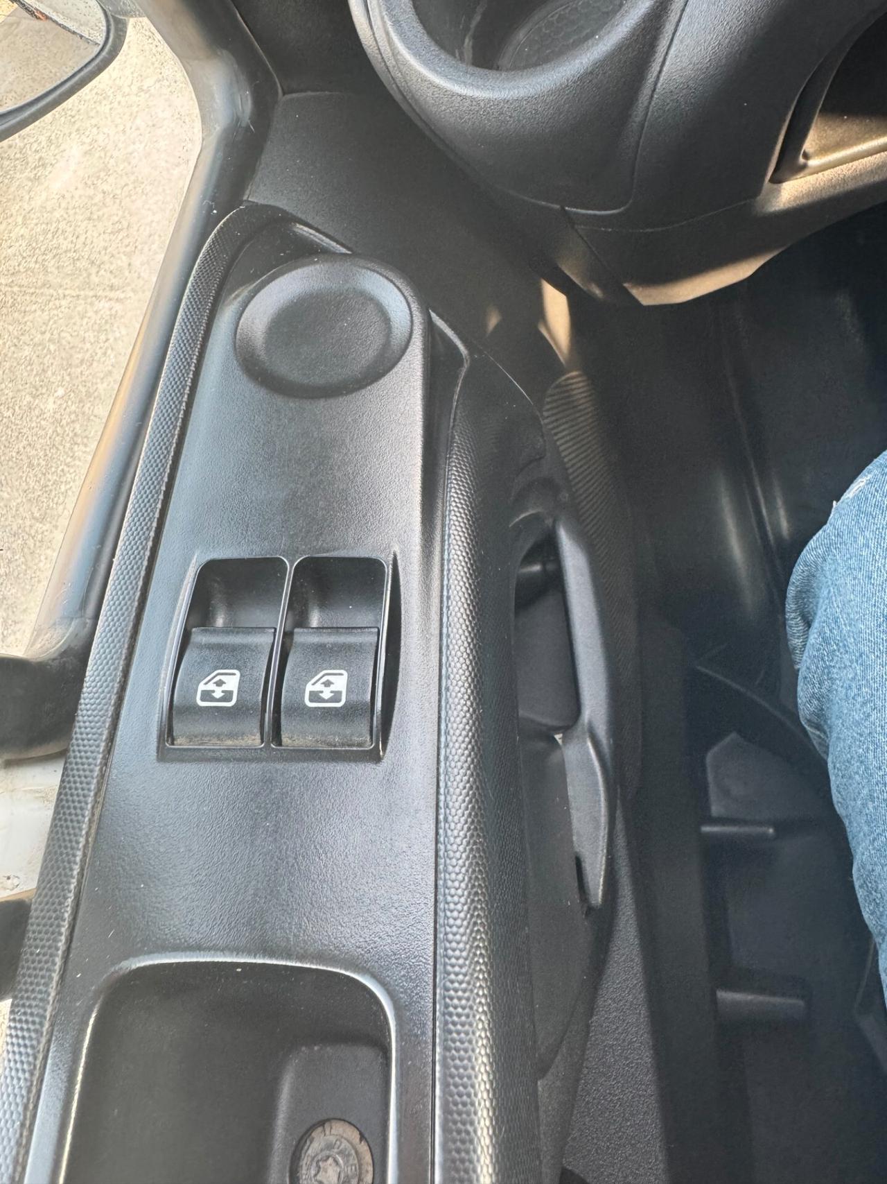 Iveco Daily 35C14 DOPPIA CABINA 7 POSTI