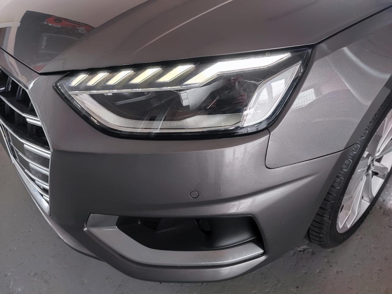 Audi A4 Avant 35 TDI/163 CV S tronic Business Sport