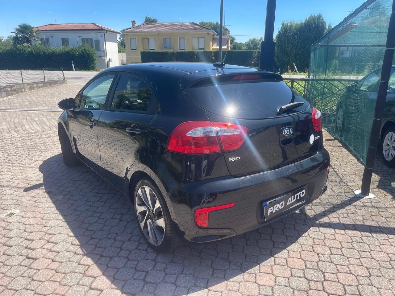 Kia Rio 1.1 CRDi 5p.S&S High Tech EURO6