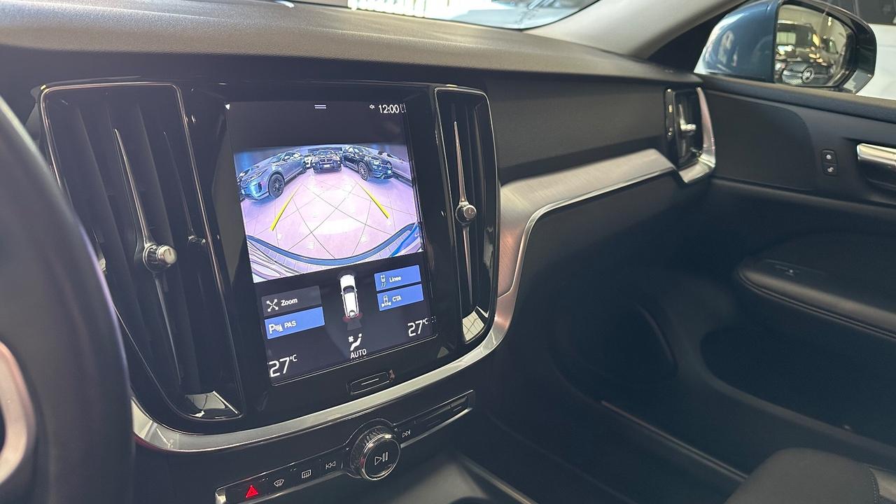 Volvo V60 B4 (d) Geartronic Momentum CROSS COUNTRY 4X4