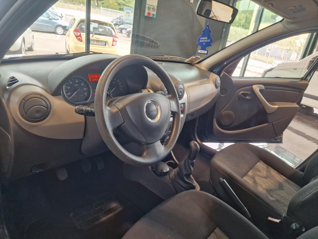 Dacia Sandero 1.2 16V Lauréate, 120 mila chilometri
