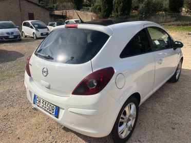 Opel Corsa 1.4 Benzina - Neopatentati