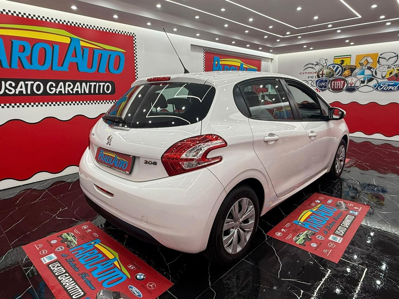 Peugeot 208 1.0 VTi 68cv Puretech - 2013