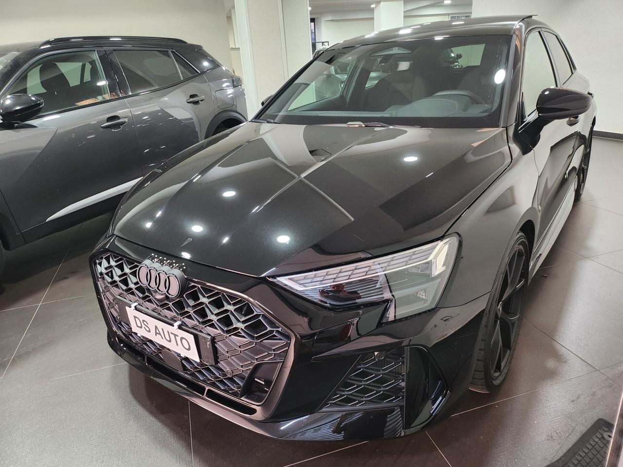 Audi A3 RS 3 SPB TFSI quattro S tronic