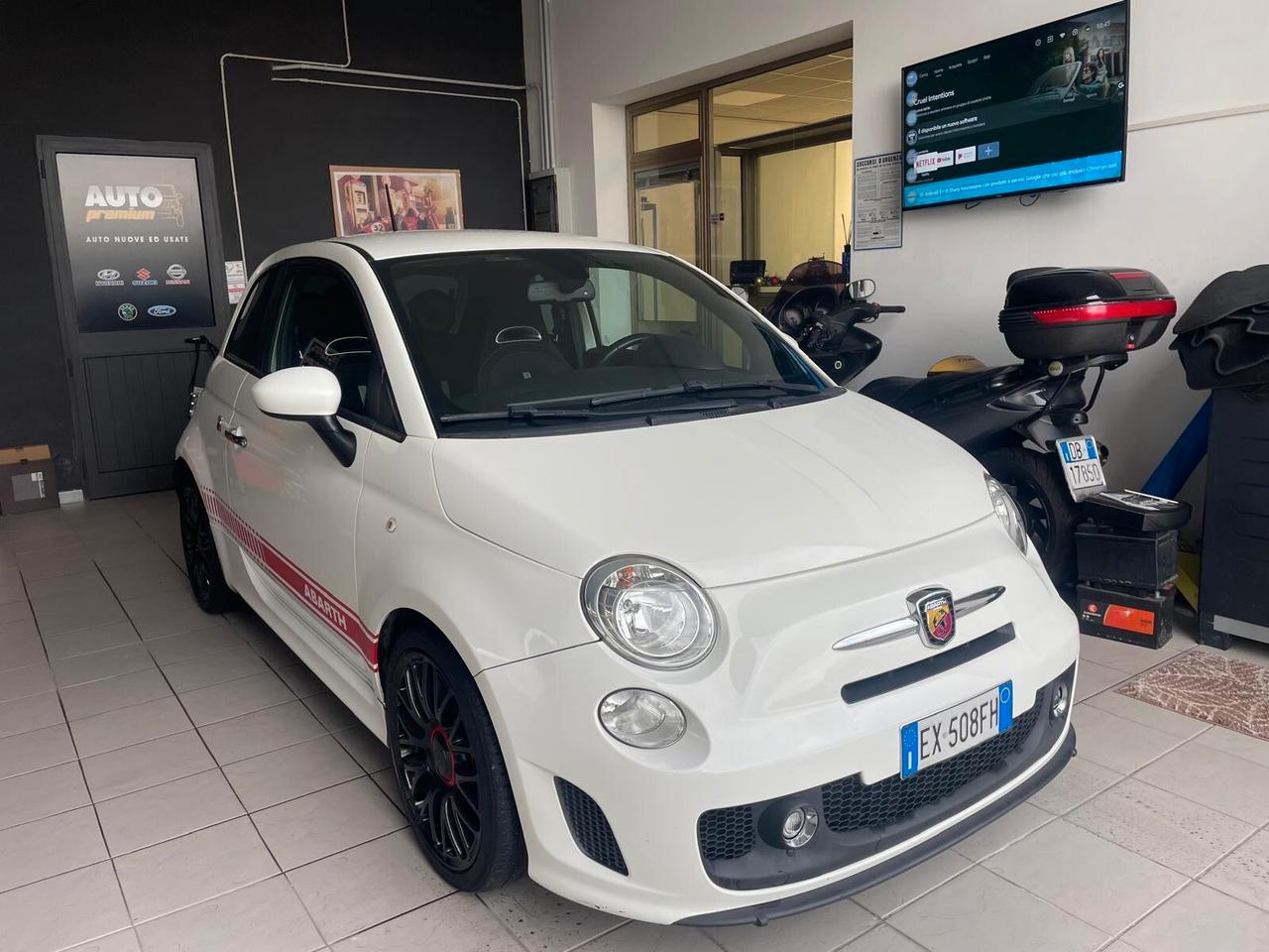 Abarth 500 1.4 Turbo T-Jet Custom