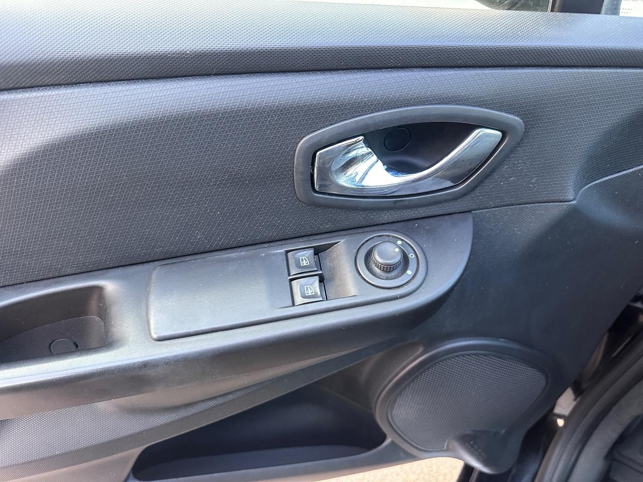 Renault Clio Sporter 1.5 dCi 8V 90CV Solo 105mila km