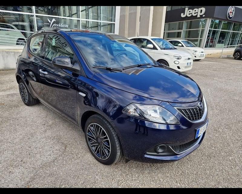 Lancia Ypsilon 1.0 FireFly 5 porte S&S Hybrid Gold
