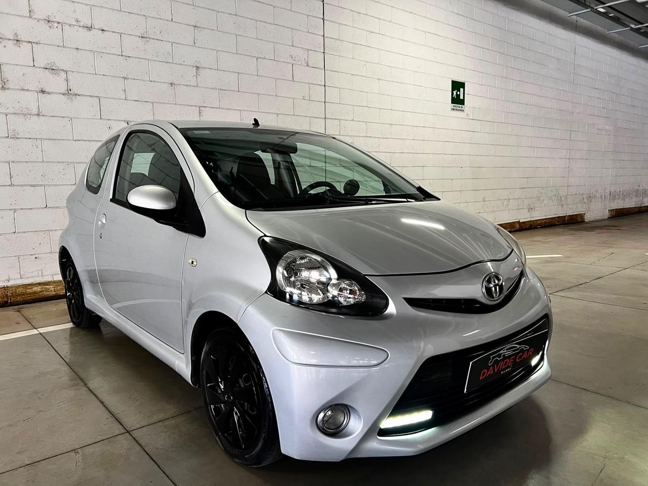 Toyota Aygo 1.0 12V VVT-i 3 porte Lounge Connect MMT