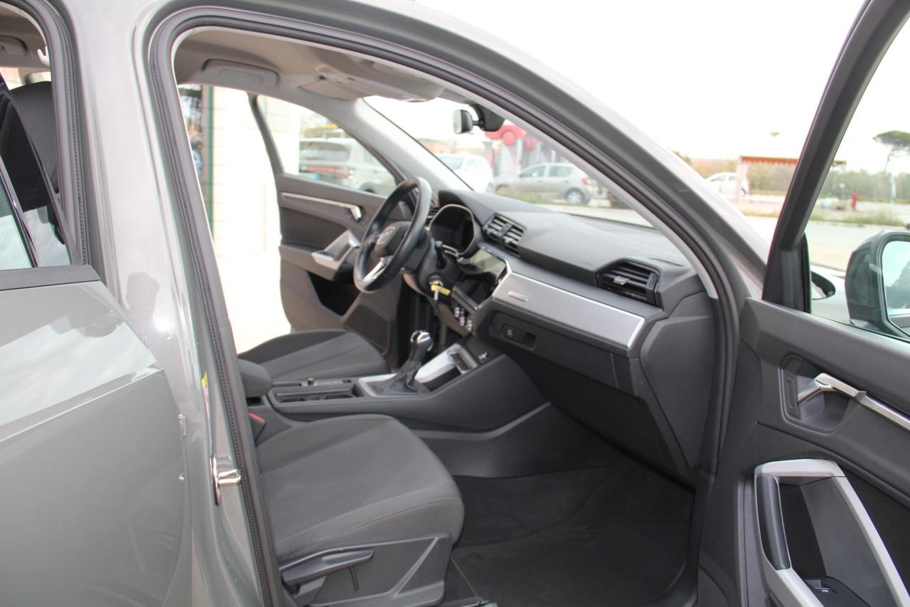 Audi Q3 SPB TDI S tronic Business (KW 110 - CV 150)