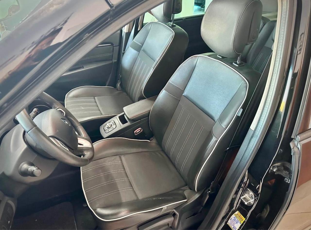Renault Scenic Scénic 1.5 dCi 110CV EDC Wave