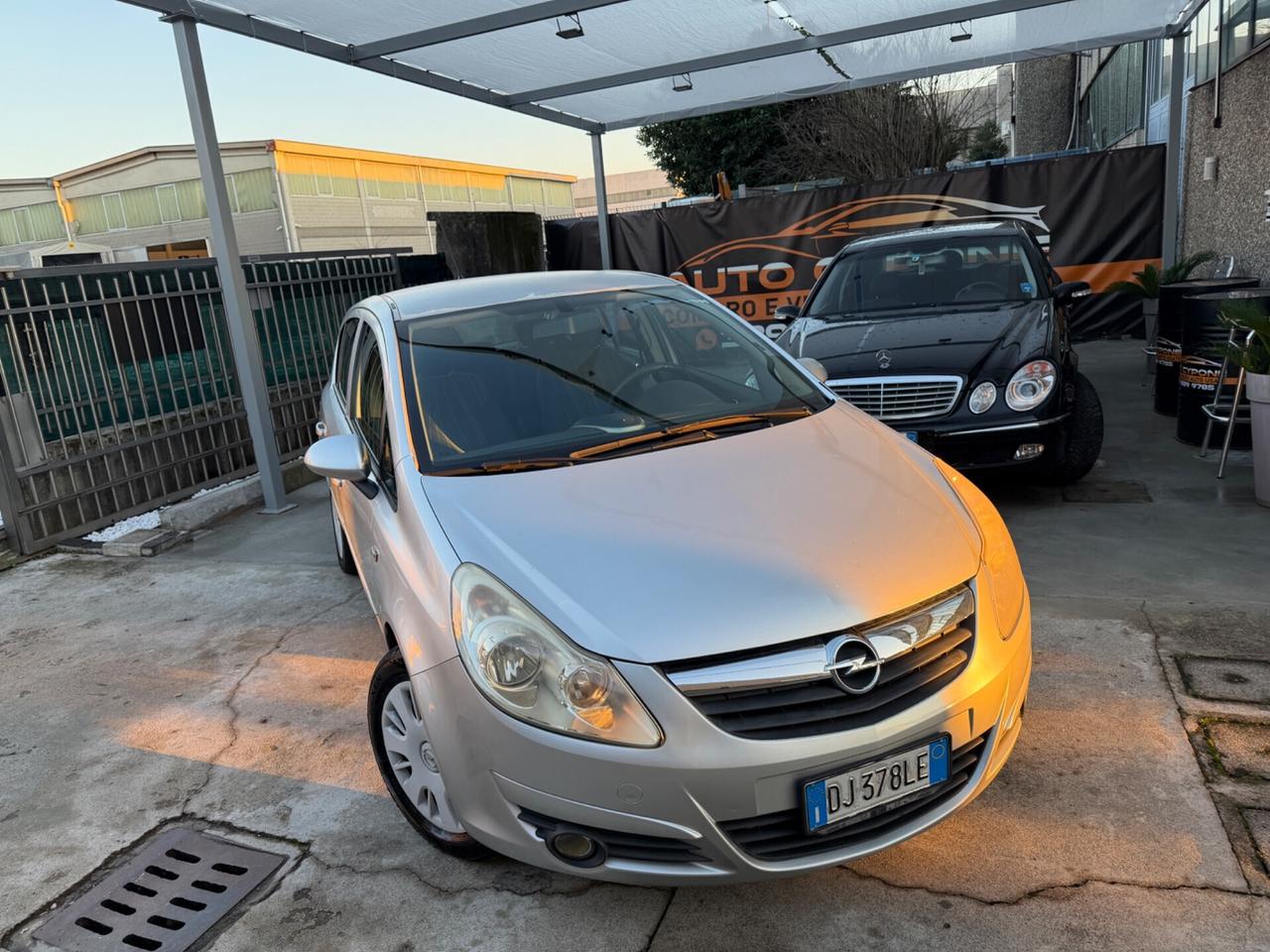 Opel Corsa 1.2 benzina-GPL EURO4 NEOPATENTATI