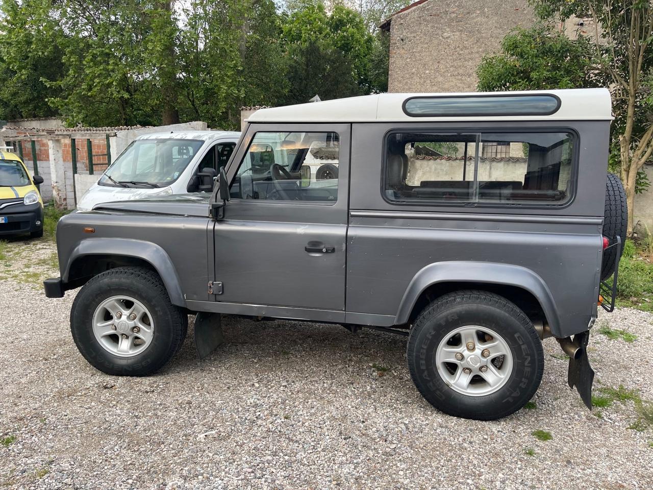 Land Rover Defender 90 2.5 Td5 Station Wagon SE