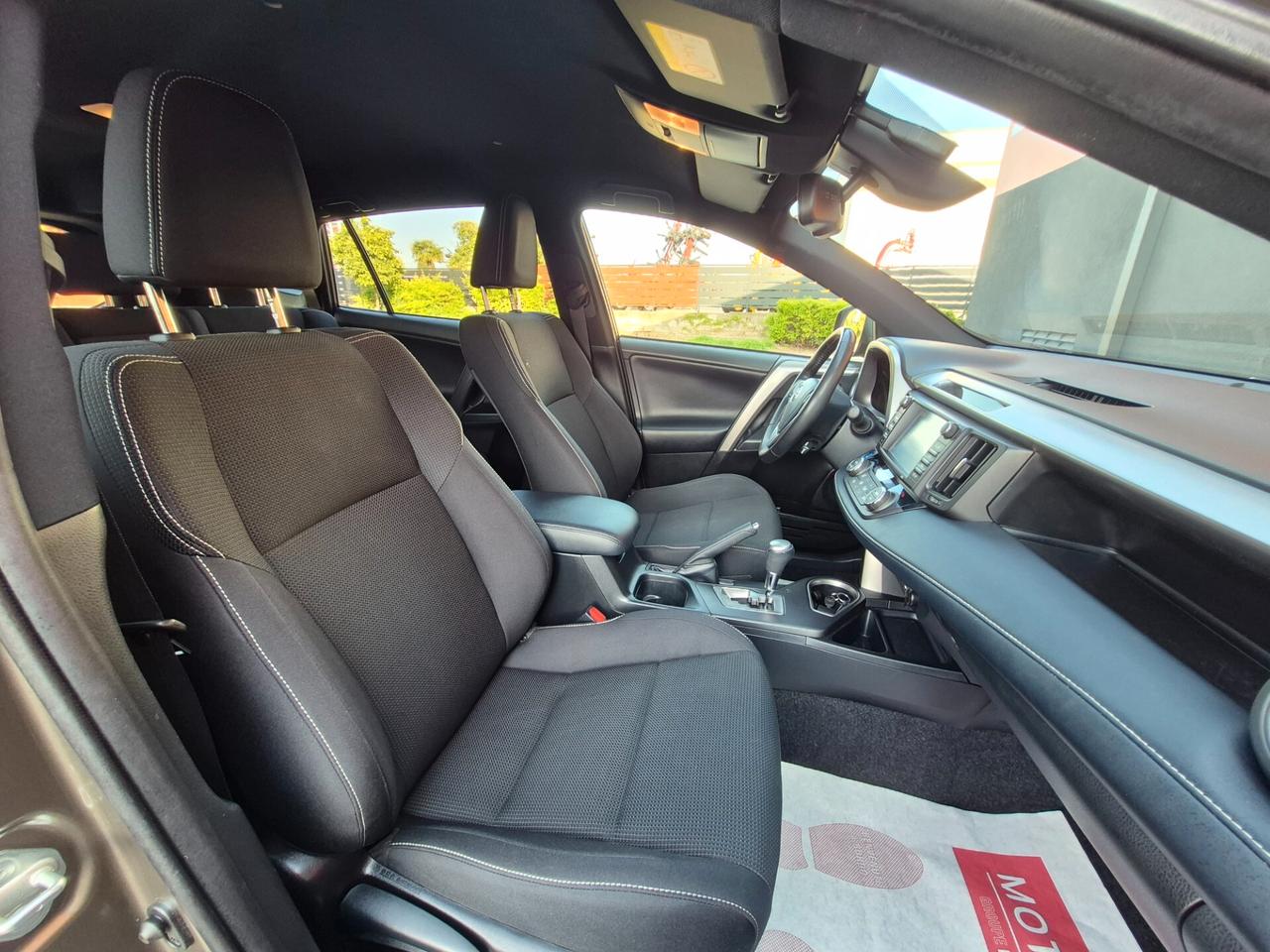 Toyota RAV 4 RAV4 2.5 Hybrid 2WD Lounge