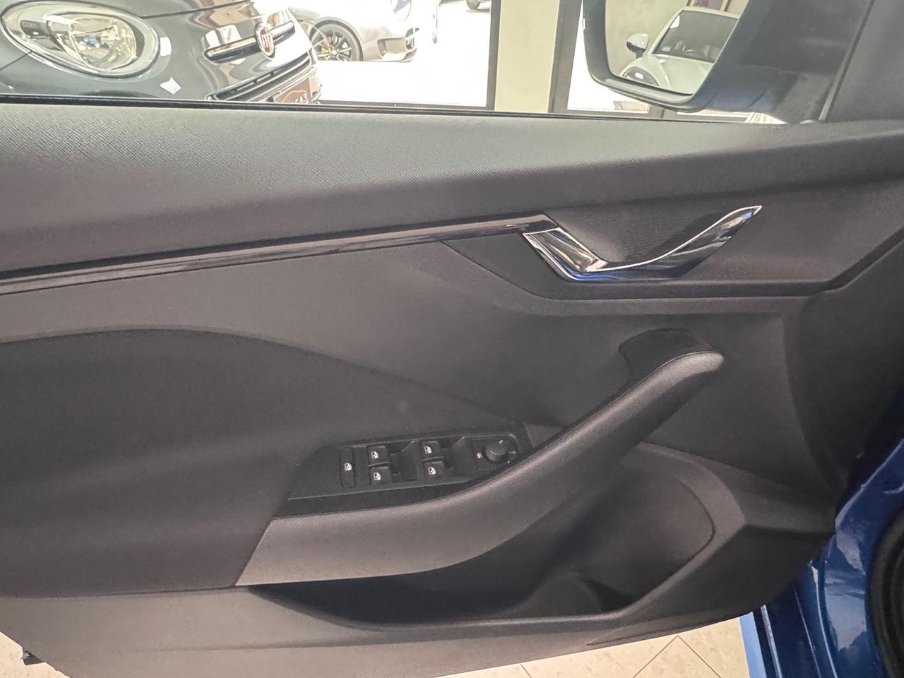 Skoda Kamiq Black Dots 1.0 TSI #8717