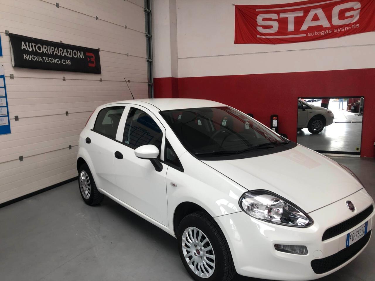 Fiat Punto 1.4 8V 5 porte Natural Power Lounge