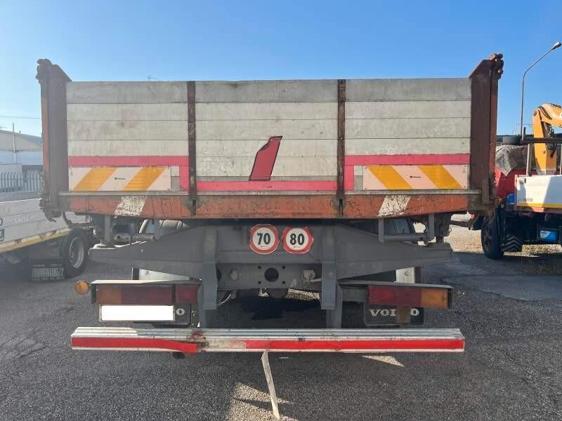 VOLVO FL12 6X2 GRU HAIB 140 E CASSONE RIBALTABILE TRILATERALE