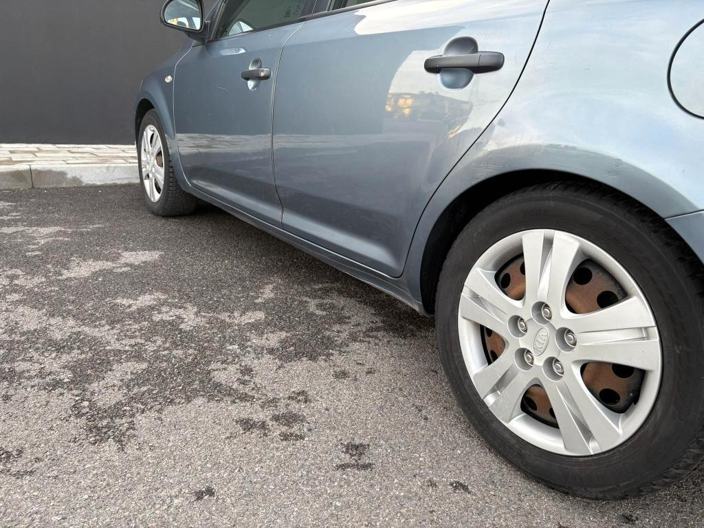 Kia Ceed 5 Porte Ceed 5p 1.4 BENZ GPL 109 CV