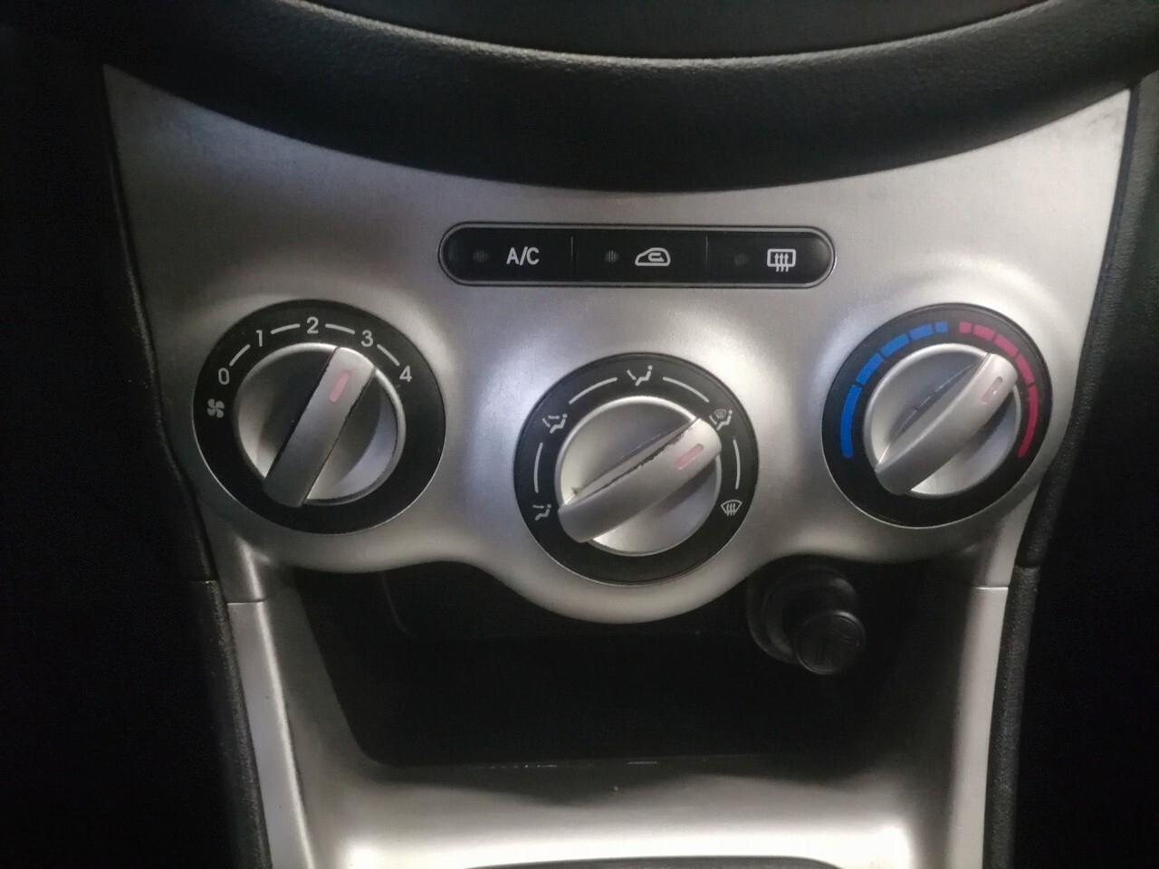 Hyundai i10 1.1 12V BlueDrive GPL Active