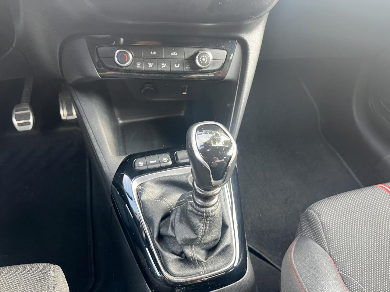 Opel Corsa 1.2 100 CV GS Line