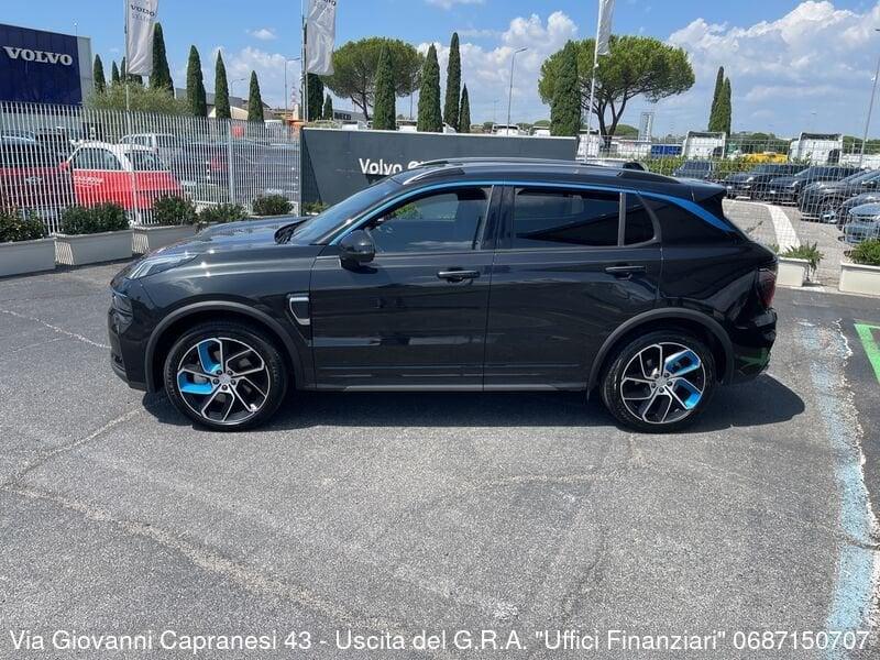 Lynk & Co 01 01 PHEV