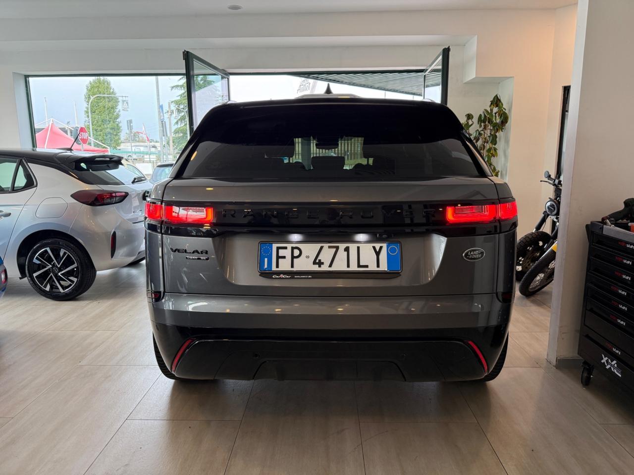 Land Rover Range Velar 2.0D I4 240 CV HSE