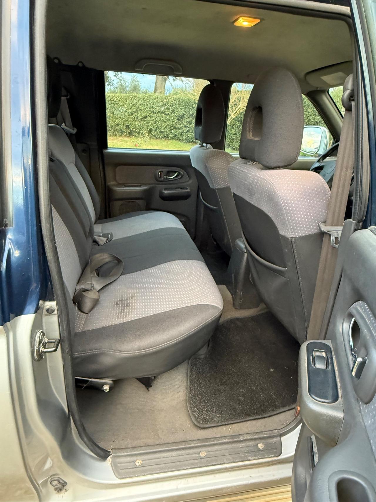 Mitsubishi L200 2.5 TDI 4WD Club Cab Pup. GLS Targ.