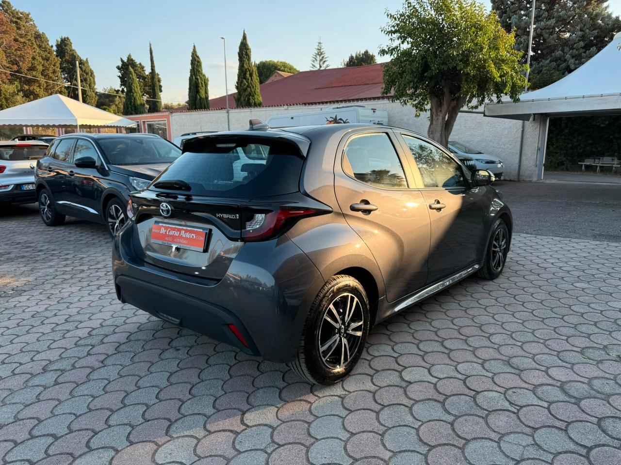 Toyota Yaris 1.5 Hybrid 92CV Business - 2022