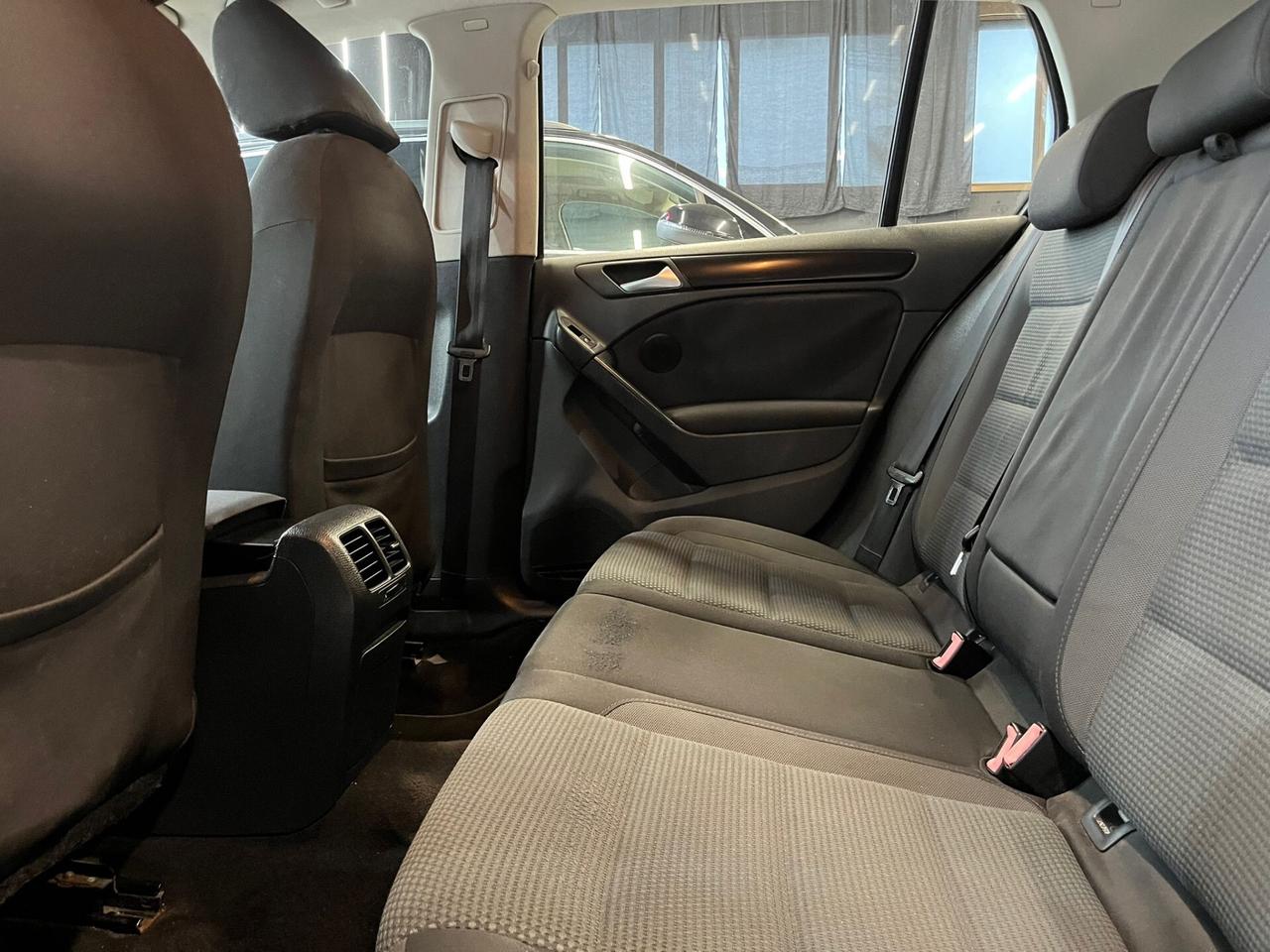 Volkswagen Golf 1.6 TDI DPF 5p. Trendline OK NEOPATENTATI