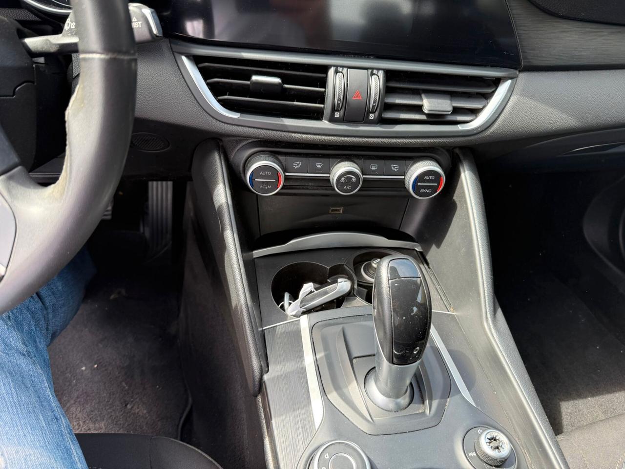 Alfa Romeo Giulia 2.2 Turbodiesel 136 CV AT8 Business