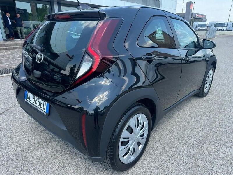 Toyota Aygo X 1.0B (72 CV) Active
