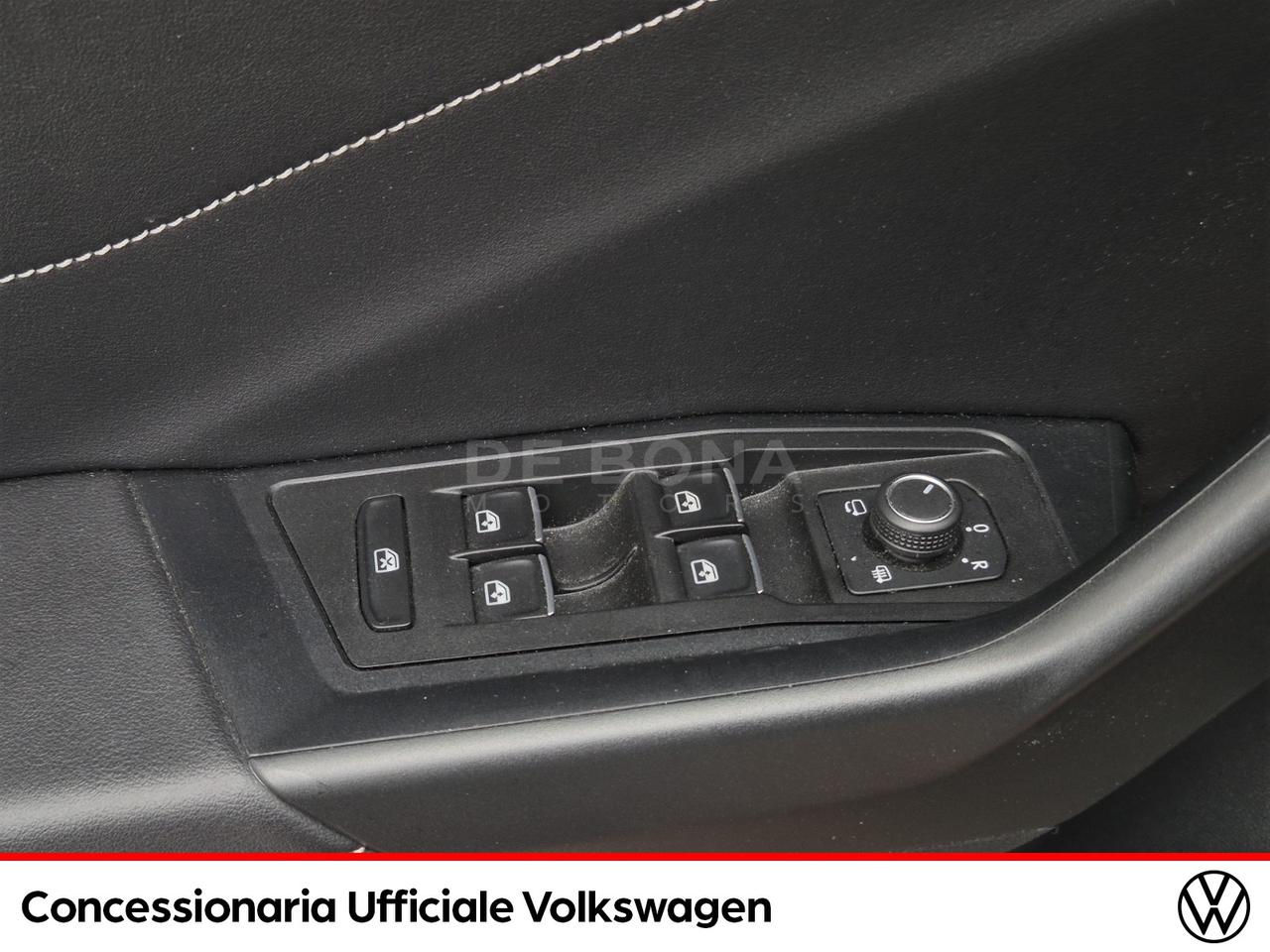 Volkswagen T-Roc 2.0 tdi r-line 150cv dsg