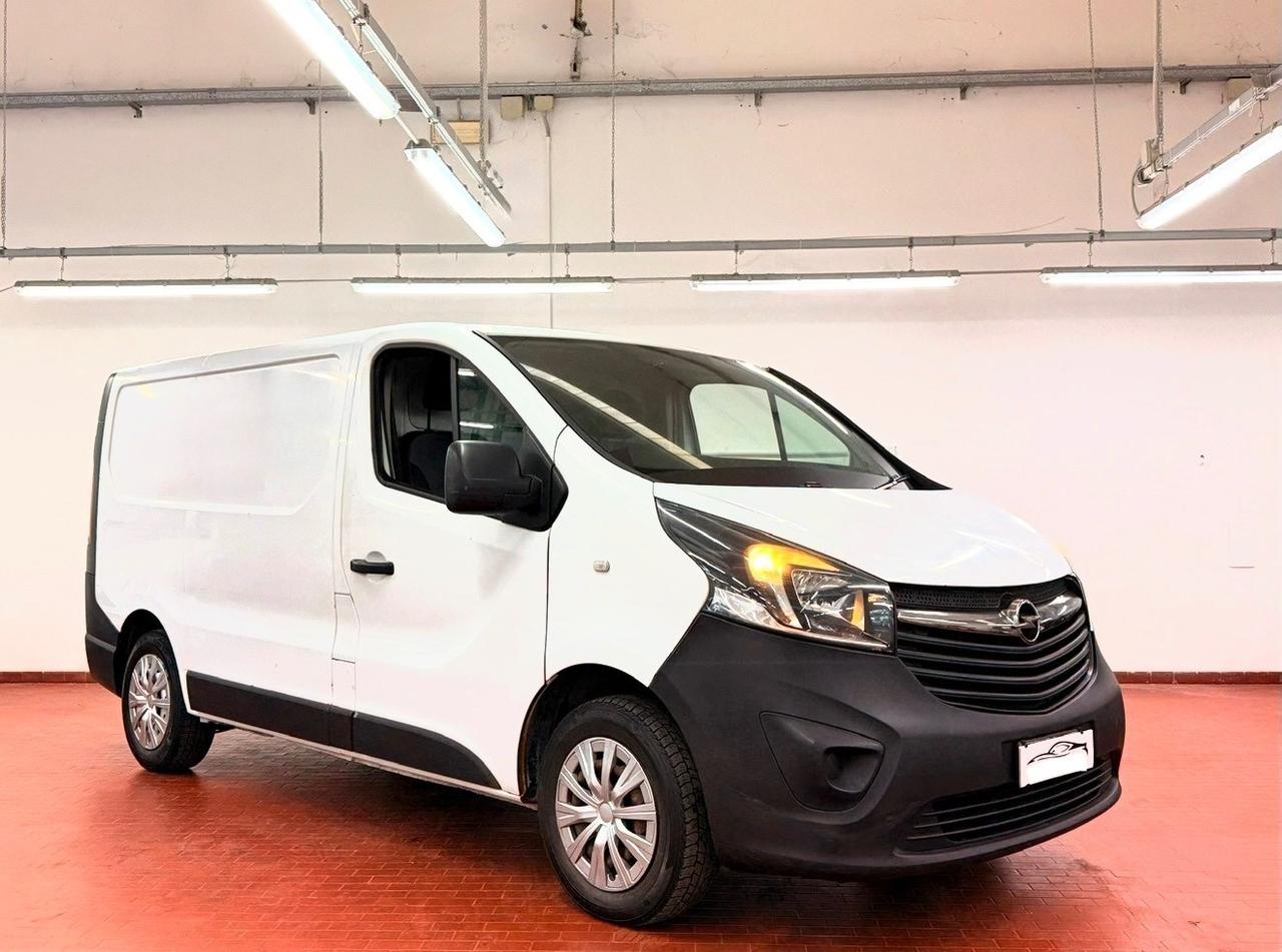 Opel Vivaro 1.6 CDTI 116cv 6 Marce