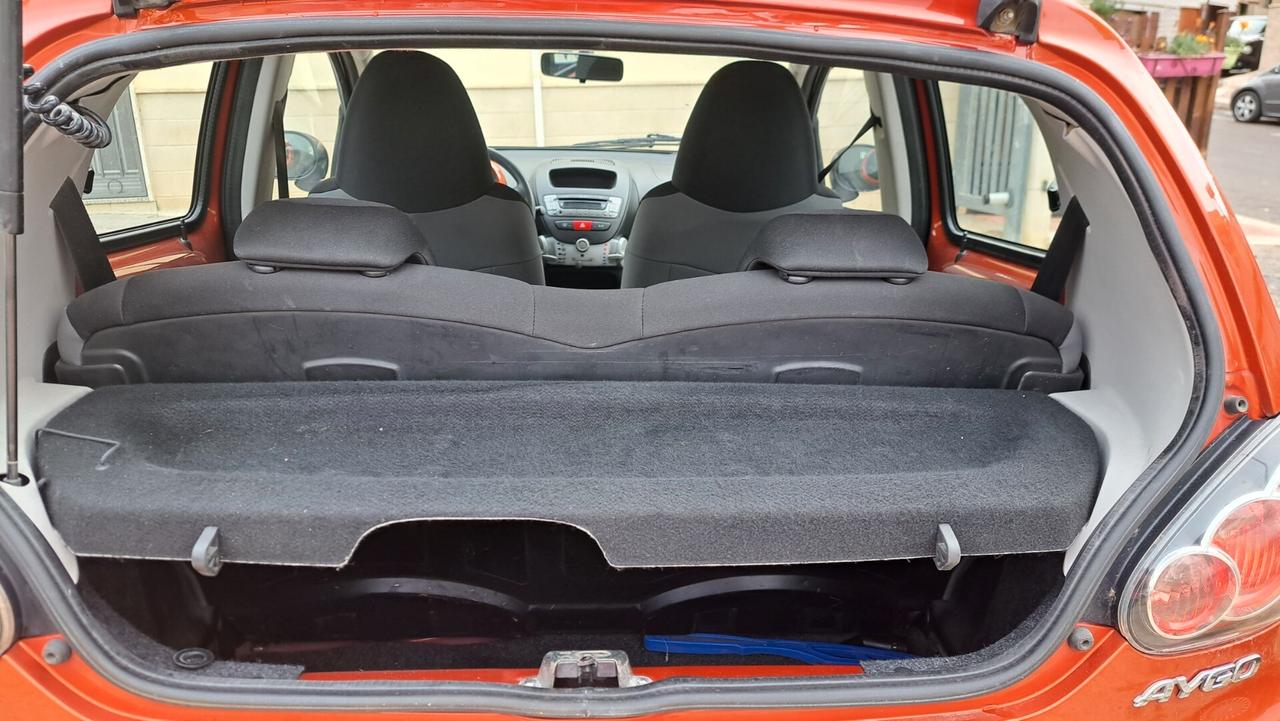 Toyota Aygo 1.0 12V VVT-i 5 porte Orange Connect