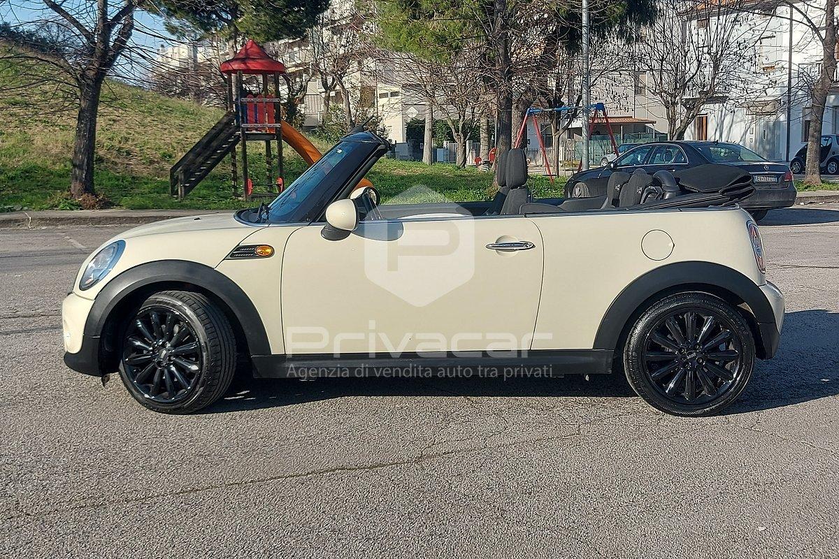 MINI Mini 1.6 16V Cooper D Cabrio