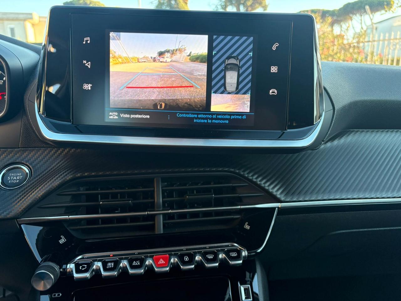 Peugeot 208 PureTech 1.2 LIKE 100