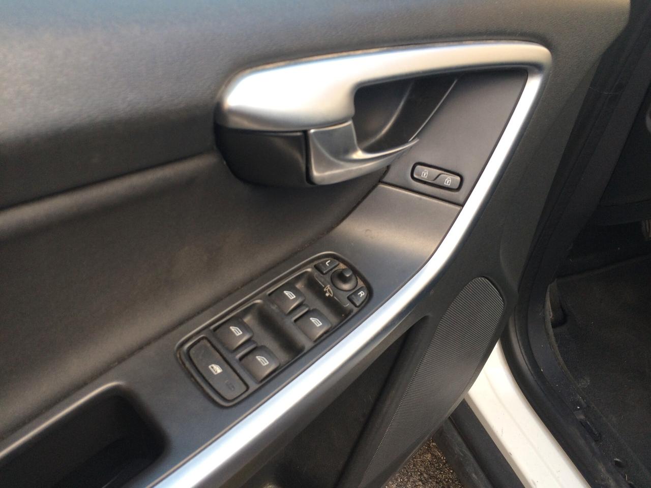 2011 Volvo XC 60 XC60 D5 AWD TAGLIANDATA !!