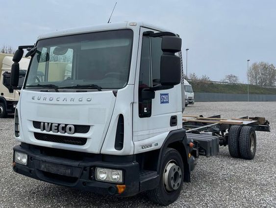 IVECO EUROCARGO ML 100E18 CUBE