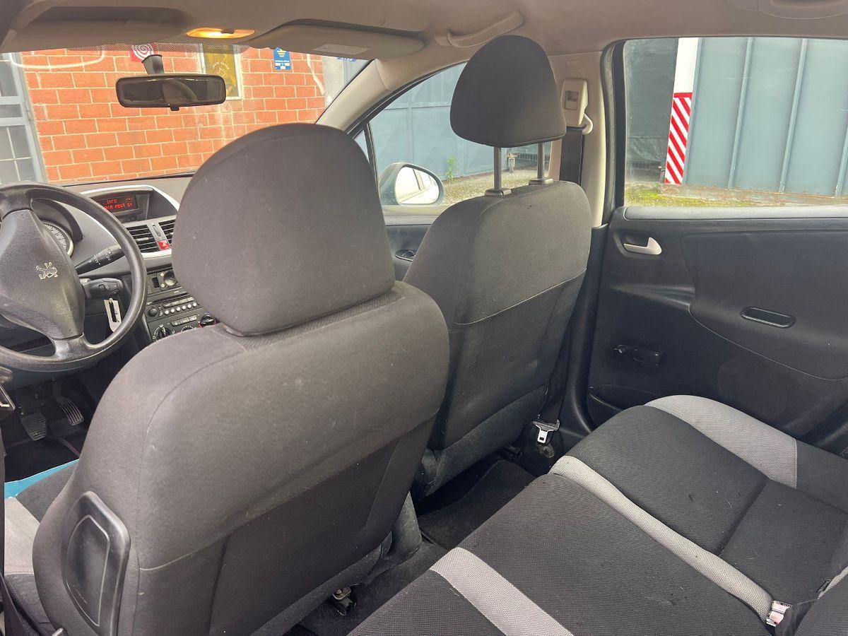 PEUGEOT - 207 - HDi 70CV 5p. ONE Line