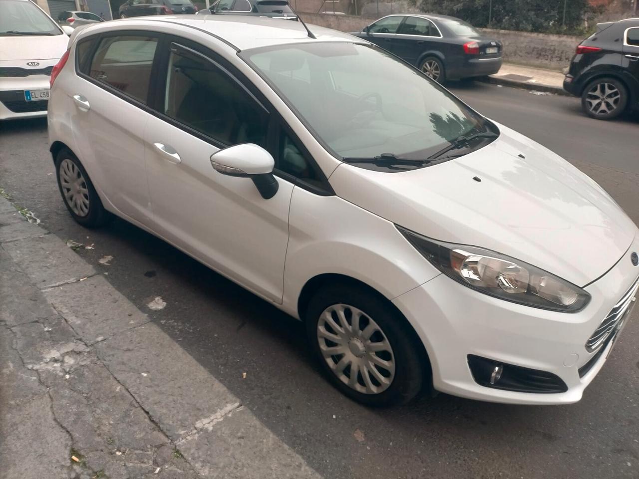 Ford Fiesta 1.5 TDCi 75CV 5 porte Business