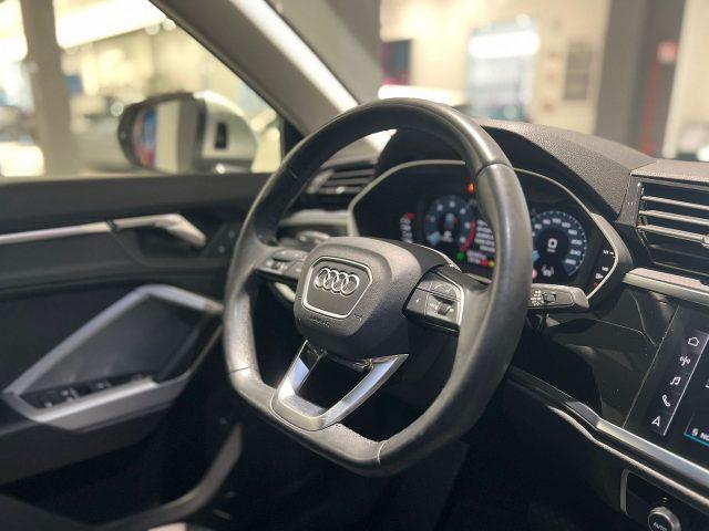 AUDI Q3 Sportback 35 TDI Business Plus